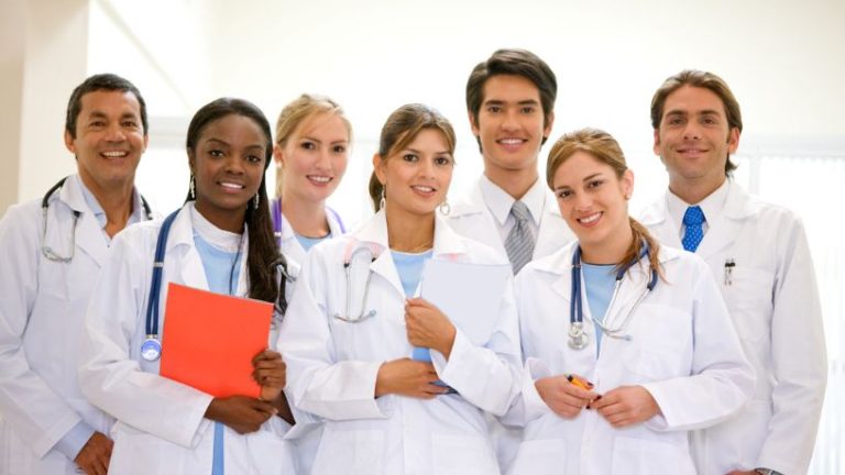 Funcionamento 24×7 que salva vidas: Como garantir qualidade e eficiência contínuas? Instituto IBDSocial: Funcionamento 24x7 que salva vidas, garantindo qualidade e eficiência contínuas.